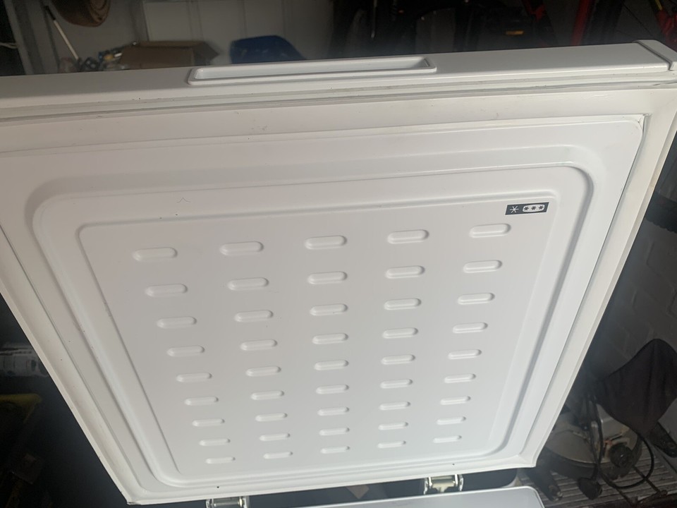 Currys Essentials C61CF13 60L A+ Small Chest Freezer Used eBay