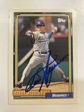 Teddy Higuera Autographed 1992 Topps Card #265 Milwaukee Brewers A-386