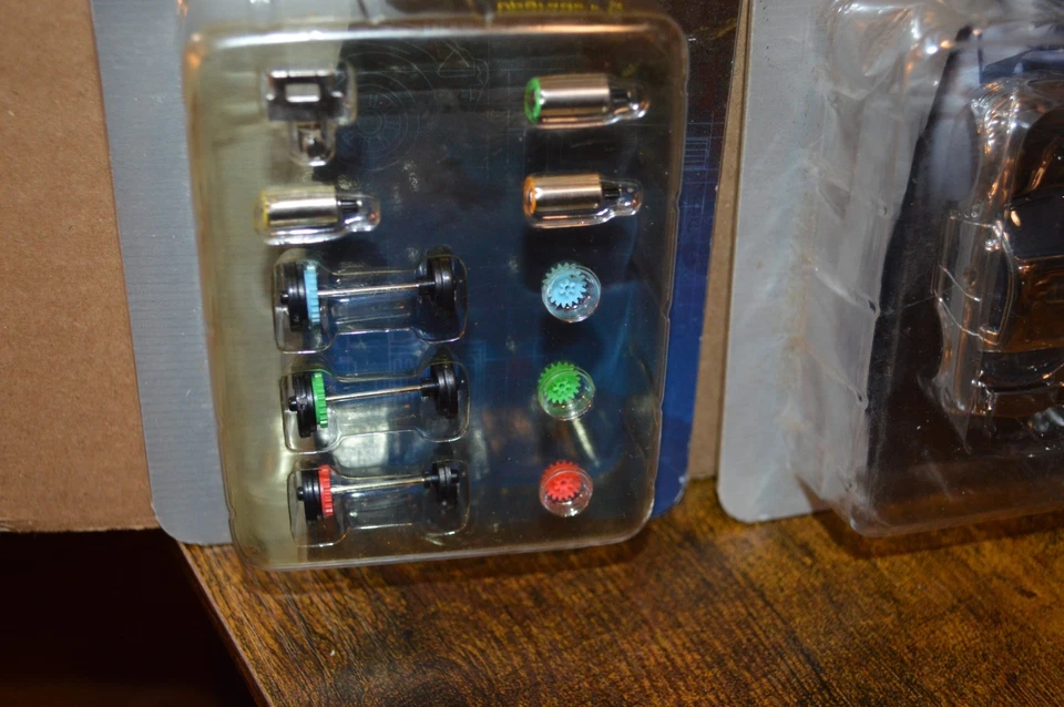 Zip Zaps micro RC Limited Edition X2 Collectors & Performance Booster Upgrade - Image 2 of 4