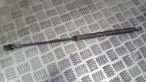 3a9827550 Gasdruckfeder Motorhaube  Volkswagen Passat DE442333-67