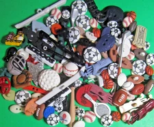 (100) ASST SPORTS BUTTONS-GOLF SOCCER SKIING FOOTBALL BOWLING TENNIS B BALL-B2