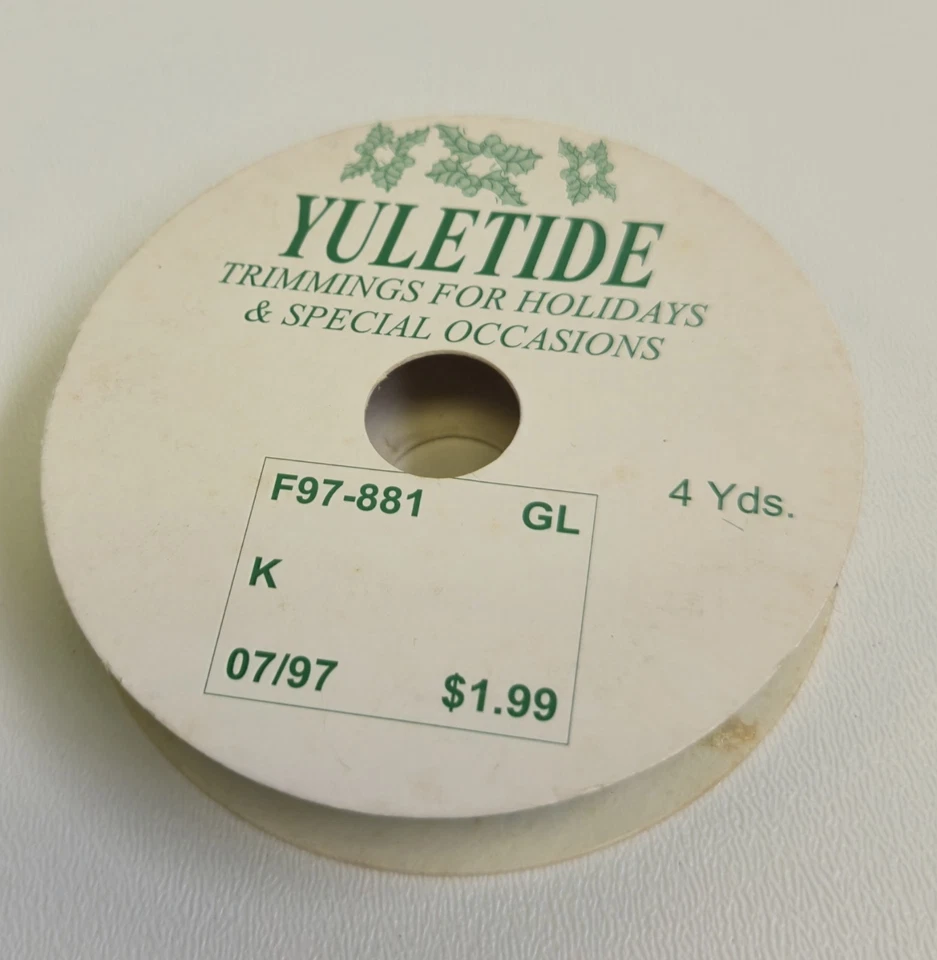 Tarjetas CORD VERDE METÁLICO 4 yardas, álbumes de recortes, adornos de Navidad, día de San Patricio Foto 2 de 4