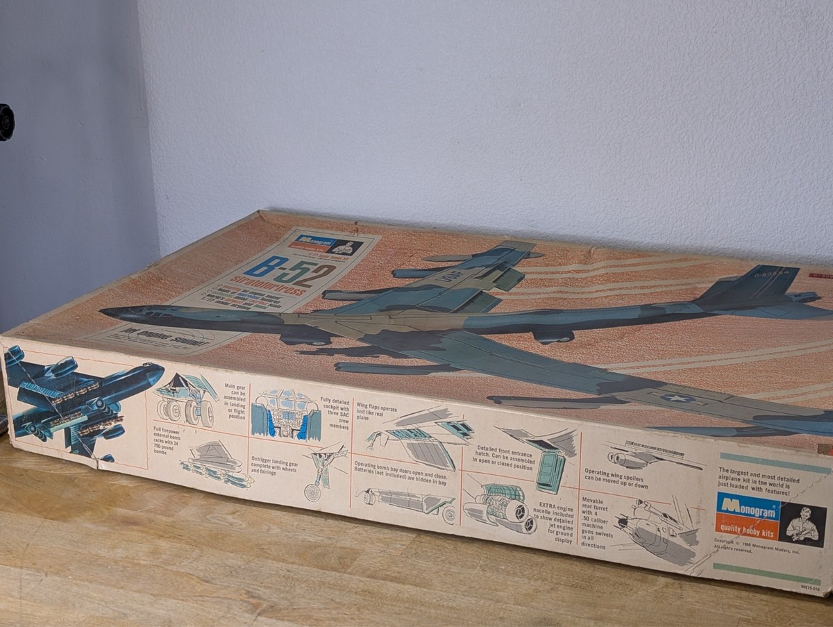 Vintage 1968 Monogram B-52 Stratofortress Model Kit / 1/72 scale