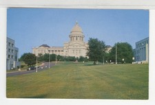 AR Postcard View Of Arkansas State Capitol - Little Rock, Arkansas vintage 38