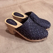 Free People Shoes Womens 8 Black Woven Leather Wooden Platform Clog Mules Heels
