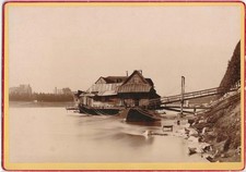 LYON - Moulin à céréales sur le Rhône - vers 1890, niveau cours d'Herbouville.