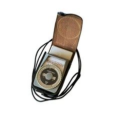 Leningrad-4 - Vintage Soviet Russian Light Exposure Meter, 1970s