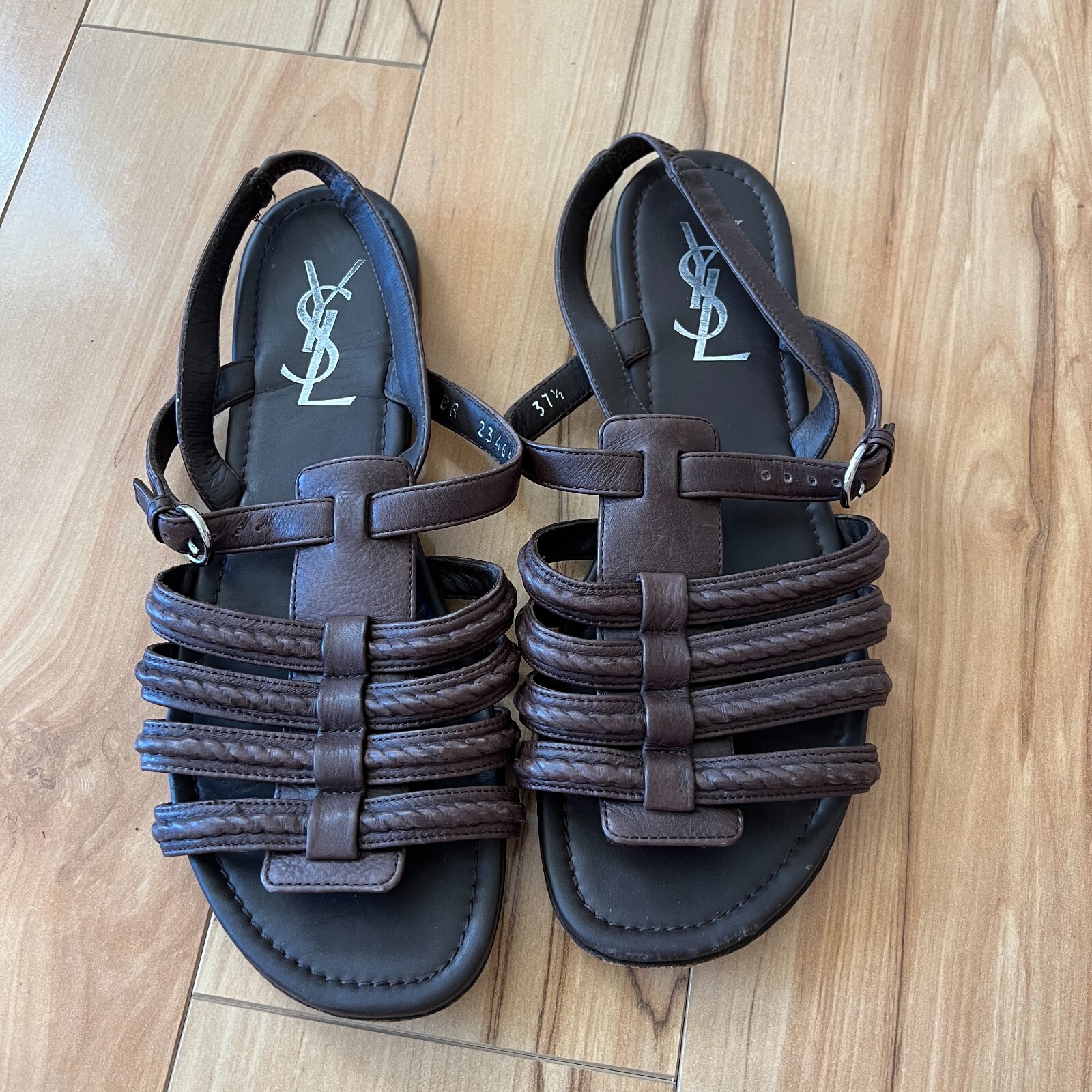 Sandali piatti gladiatore Yves Saint Laurent YSL in pelle marrone scuro taglia 37 5