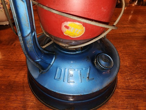VINTAGE DIETZ MODELL 100 KEROSIN LATERNE GESTEMPELT D. W. & P. ROTE KUGEL BLAUE LAMPE - Bild 4 von 6