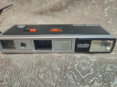 アンティーク　MINOLTA POCKET AUTOPAK 450E Vintage Minolta Autopak 450E Pocket Camera 110 Film Format Made in