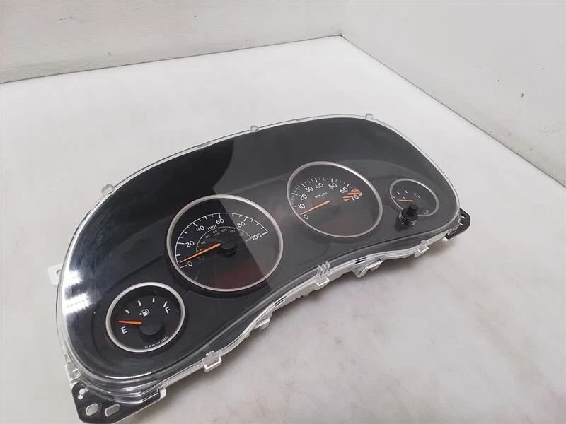 吉普 JK 牧马人 47K 英里速度计集群 68273240AA 2015-2018 147370 — 第 2/4 张图片