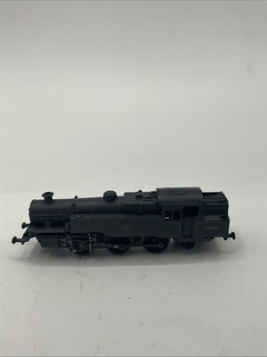 Graham Farish N 372-527 BR Lined Black 2-6-4T Class 4MT Tank Weathered (S)