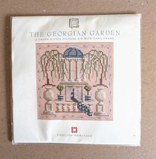 Kit de punto de cruz de jardín georgiano de English Heritage Peacock Trees rosa azul nuevo
