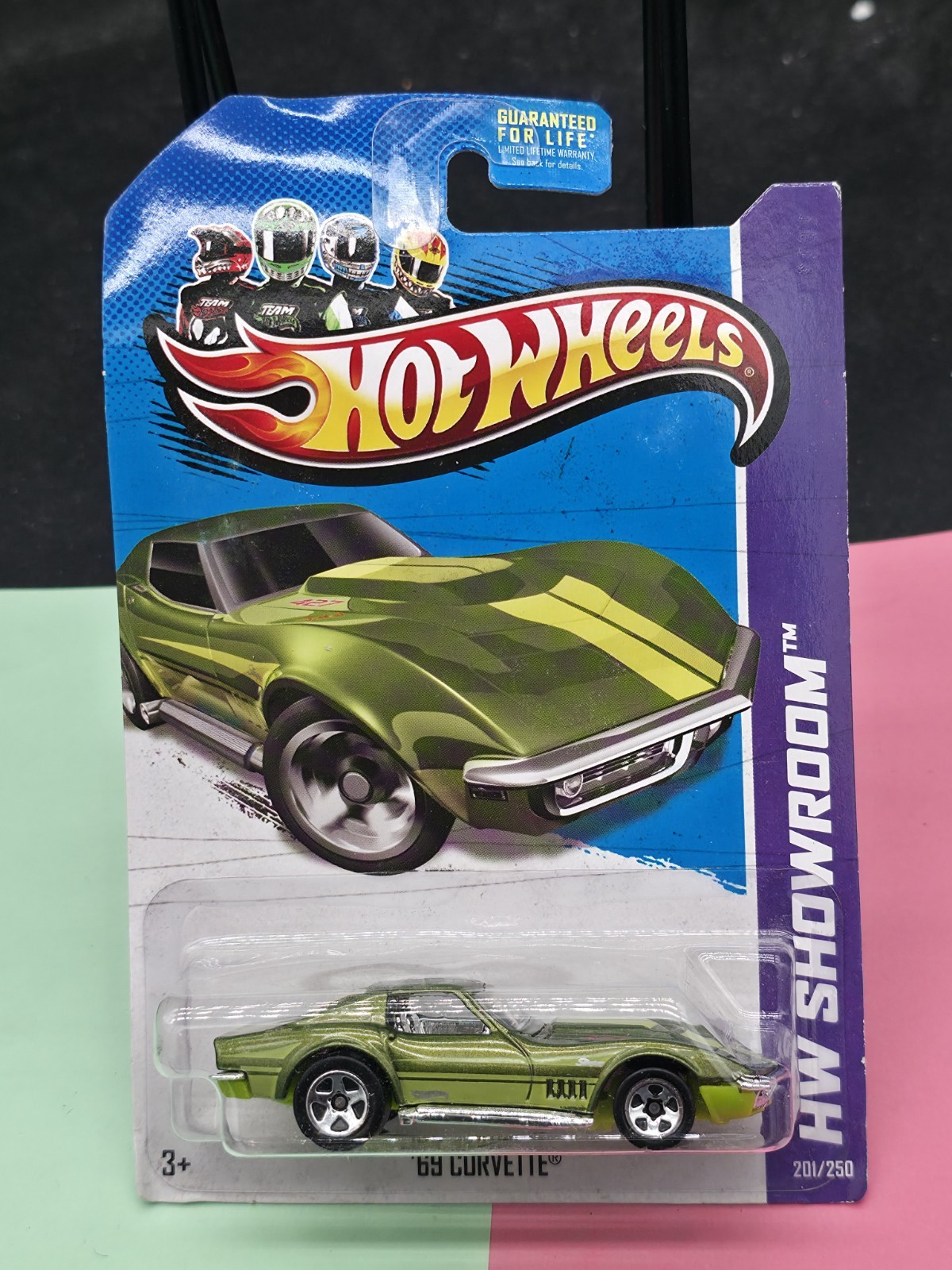 2013 Hot Wheels '69 CORVETTE Green 201/250 GREAT CARD Kmart Color
