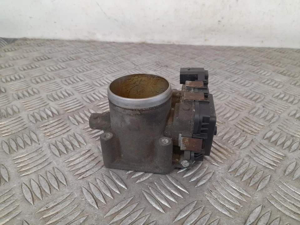 Carrocería del acelerador Audi A3 Mk3 2012-2020 Foto 2 de 4