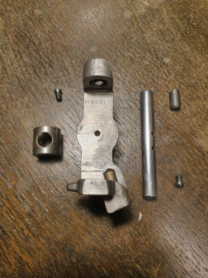 Pfaff 145 545 OEM # 91-009 602-02 feed regulator assy with studs & screws