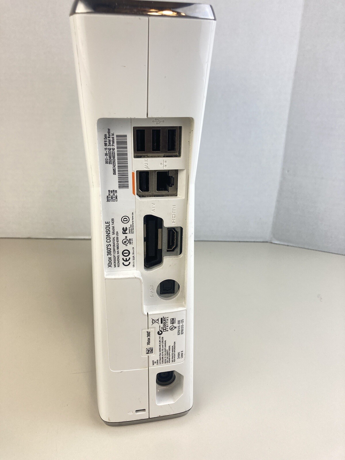 Microsoft Xbox 360 Console Slim Glossy White Model 1439 w OEM Power