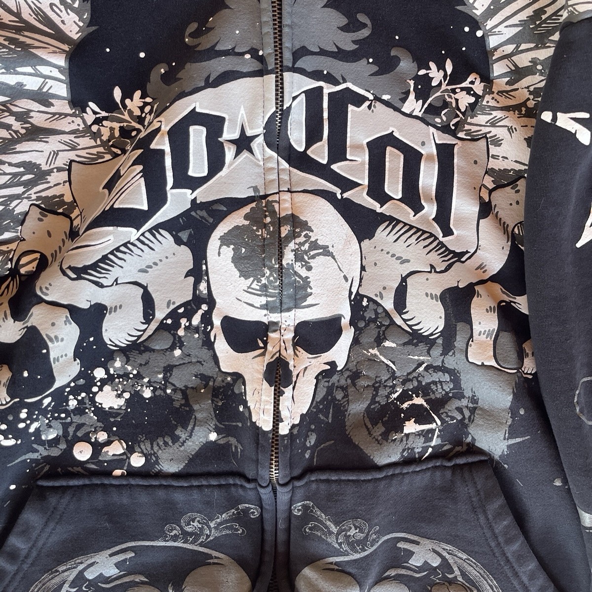 Y2K SoCal Grunge Zip Up Hoodie Men Med Faded Distressed Skull Punk