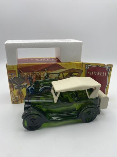 Avon Bottle Maxwell 1923 Tribute After Shave With Box Full