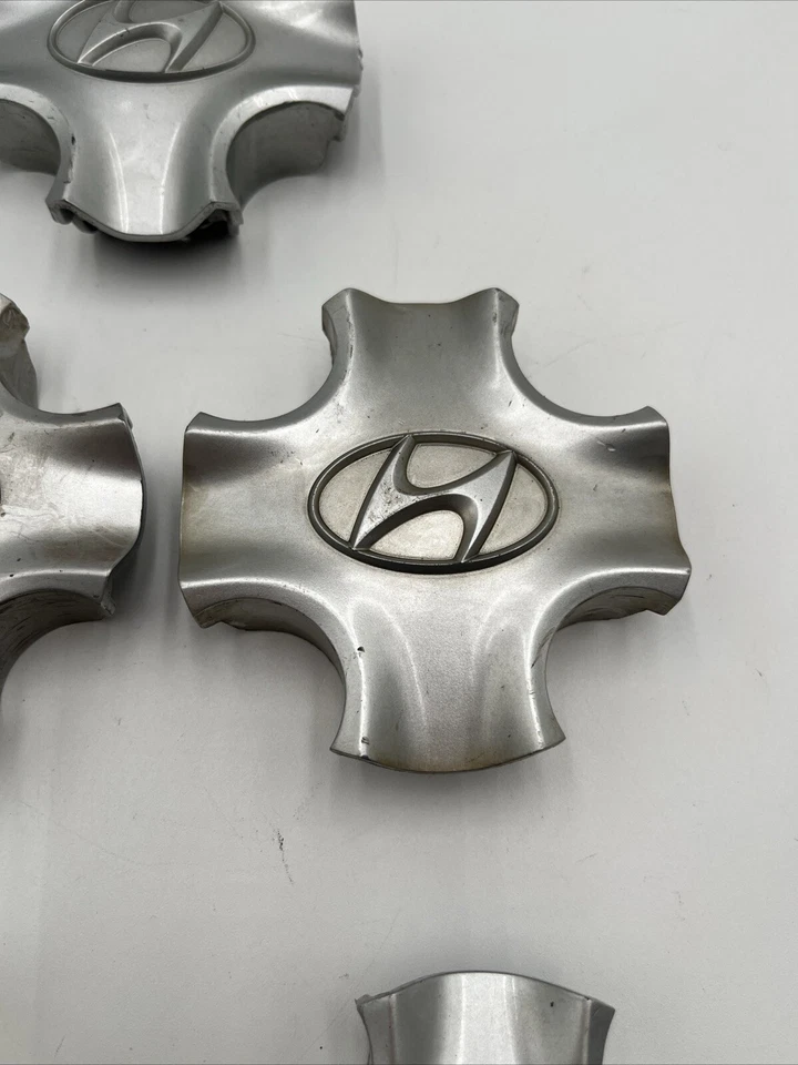 1 ONE 2011-2014 Hyundai Accent Cubierta de tapa central de rueda genuina 52960-1R500 ÚNICA Foto 4 de 4