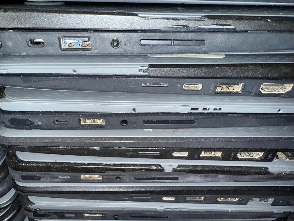 HP ProBook x360 11 G2  11.6" Touchscreen, i5, 8GB, 128GB SSD **See Description** - Image 4 of 4