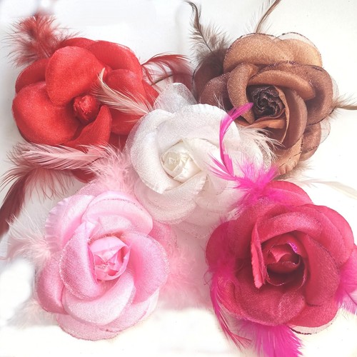 WANYI Feder Brosche Damen - Fluffy Brosche Mit Clip Für Kleidung & Hüte