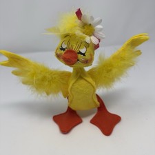 Annalee 2013 Yellow Duck Standing Posible Plush Figurine Flower Feathers Cute 7  