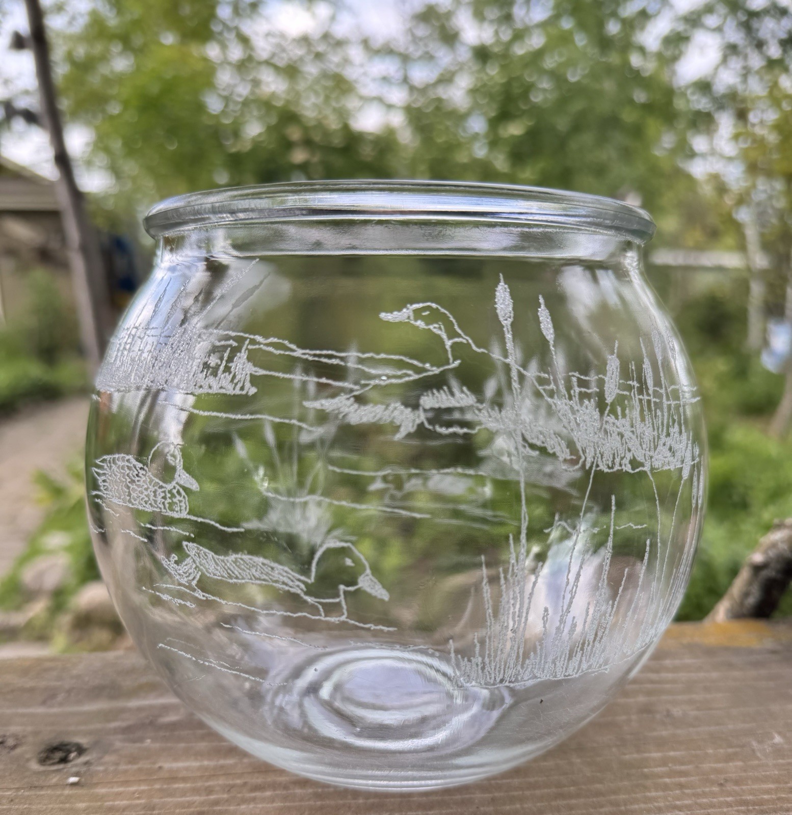 Vintage Etched Glass Duck Pond Scene Bowl with Mallard Hunter and Gold Fish
