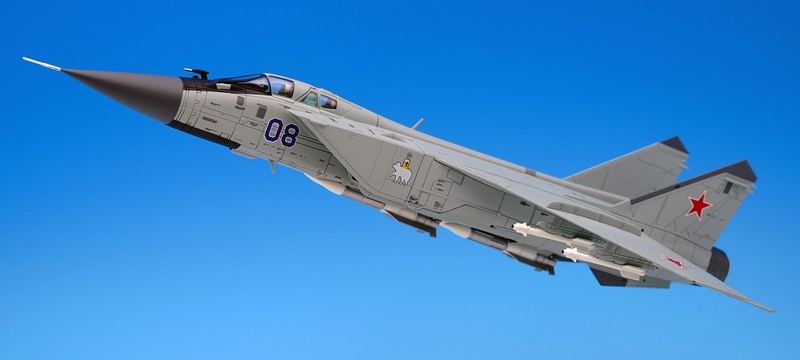 HA9702 Hobby Master MiG-31B Foxhound-A 1/72 Model Blue 08 Russian Air Force
