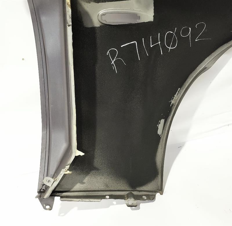 Used Part fits: 2002 Maserati SPYDER GT Grade A