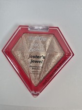 Lottie London Harley Quinn Jesters Jewel illuminating powder
