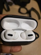 apple airpods 1st generation with case