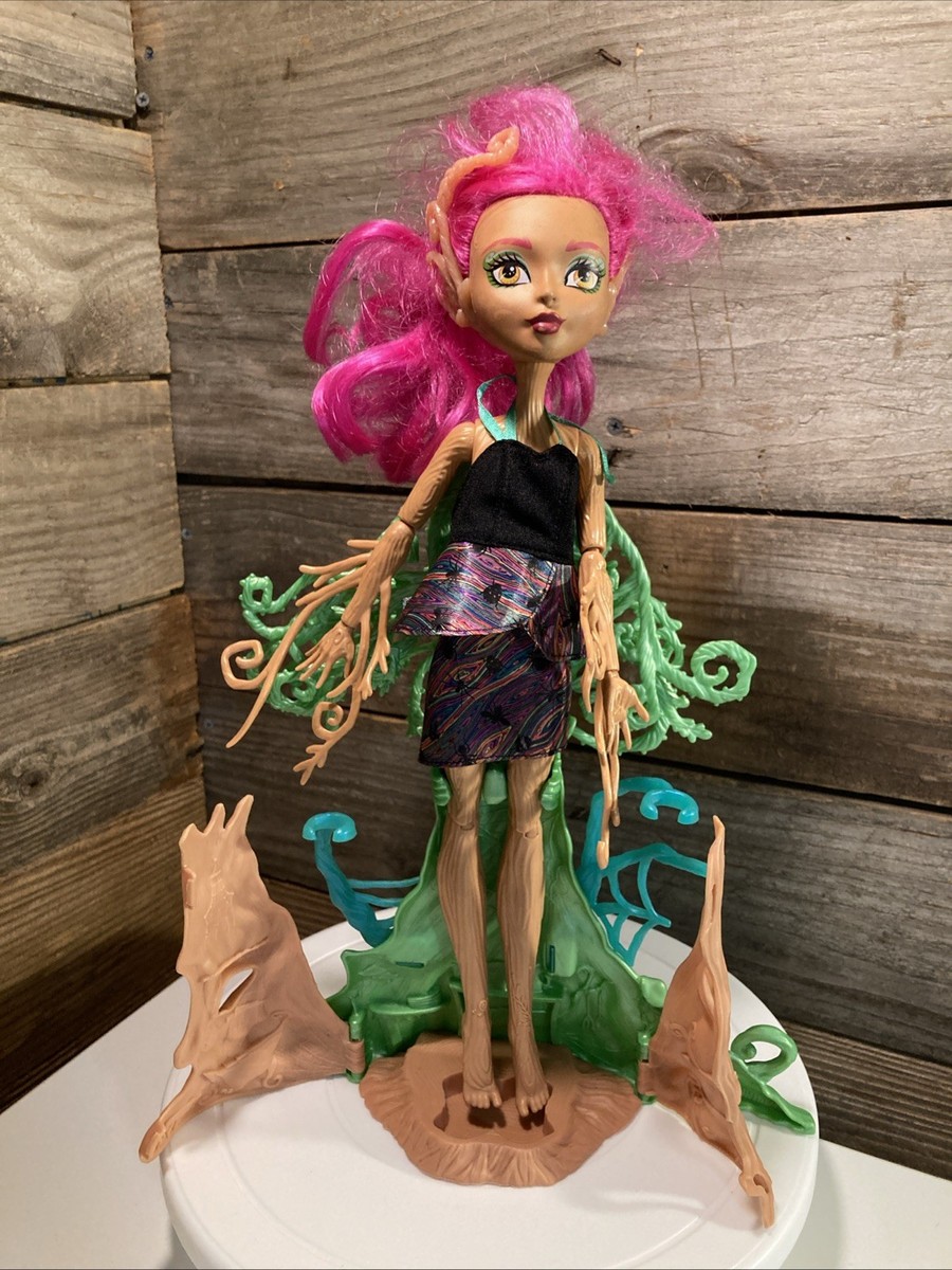 Monster High Garden Ghouls Treesa Thornwillow Doll 14.5 Inch