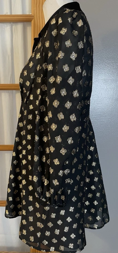 Blusa Zara Transparente Peplum Talla L Negra Metálica Dorada L Con Botones Carrera Gótica Foto 3 de 4