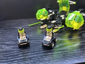 LEGO 6981 Blacktron II Aerial Intruder  - 100% Complete Vintage Set