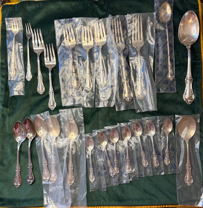 International STERLING Silver Joan of Arc Vintage 1940 Flatware, 24 Pcs  (.925) 