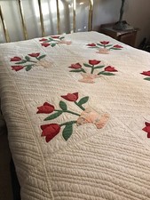 Vintage Hand Quilted Tulip Flower Basket Patchwork Quilt - 76  x 62  