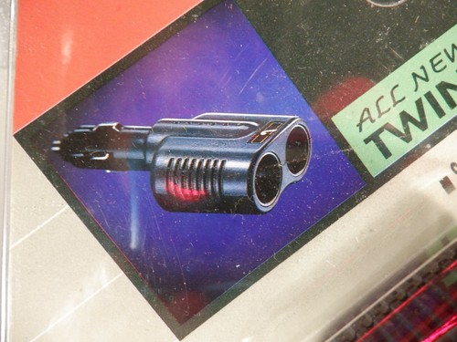 HEAVY DUTY FUSED TWIN CIGARETTE LIGHTER SOCKET 4 CELL • RADAR DETECTOR • CAMERAS - Picture 6 of 10