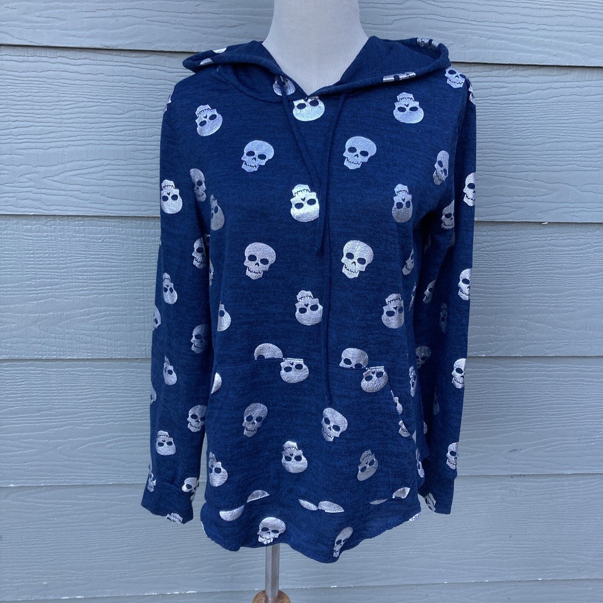 Womens Hoodie Junior Sz L 11 13 Dark Blue Silver Skulls Pullover - Main Image