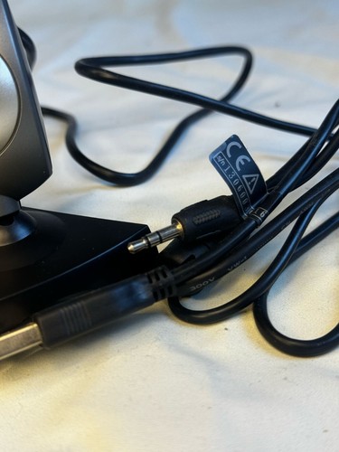 Cámara web USB Trust Primo usada con micrófono - Ideal para Skype y zoom - Con caja - Imagen 2 de 5