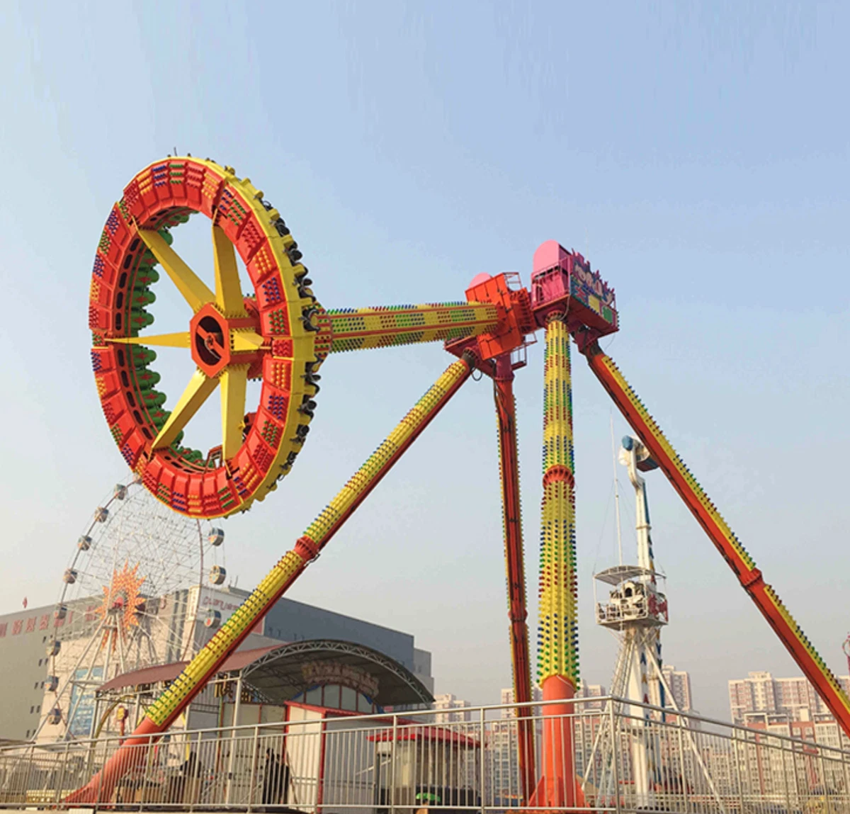 Pendulum Swing Ride
