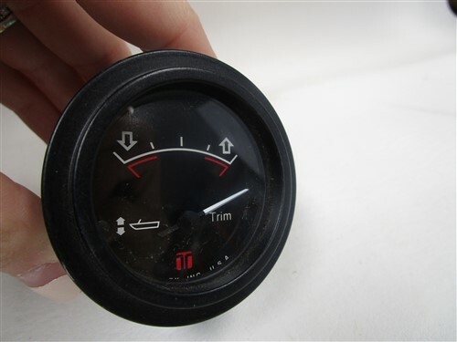 TELEFLEX 53295 TRIM GAUGE BLACK FACE / BLACK BEZEL MARINE BOAT - Foto 2 di 6