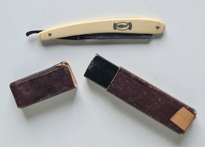 Alte Kohlschale Auler Solingen Made in Germany Kunststoffgriff Anfang 20. Jh.