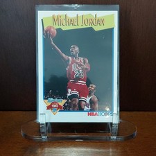 1991-92 NBA Hoops Michael Jordan #317 Milestones Points 51 Chicago Bulls