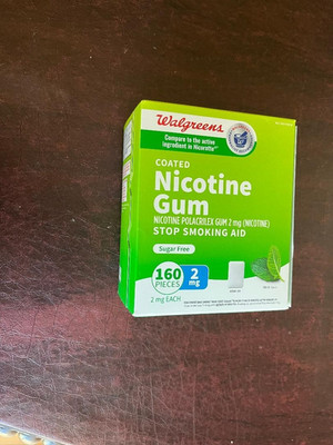 Walgreens nicotine gum 2mg 160 pieces sugar free COATED mint flavor 06/2027