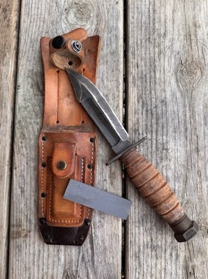 ONTARIO 1-86 US PILOT SURVIVAL KNIFE W/LEATHER SHEATH & STONE