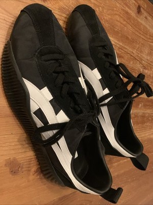 CLEAN and Rare Onitsuka Tiger Acromount Black White US 9.5 UK 8.5 Very Nice