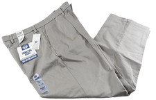 Dockers Men's Signature Khaki Pants New 38X32 Ivory Pleated Stretch Classic Fit