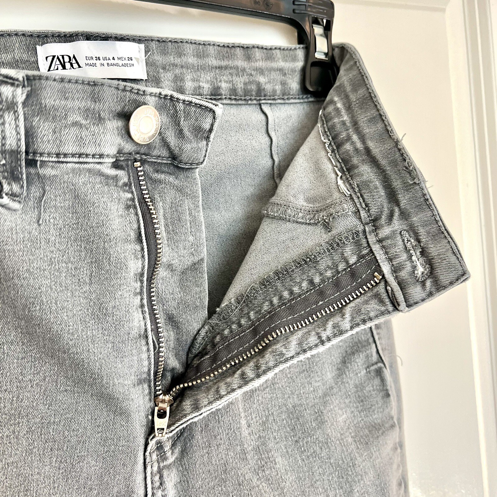 ZARA High Rise Ankle Jeans Women’s 4 Gray Wash Skinny Straight Leg Denim Pants thumbnail 10