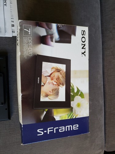 Sony S-Frame DPF-D70 7" Digital Photo Frame NEW In OPEN BOX - Picture 11 of 16